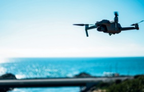 ZNZ Glass Boat Drone Option